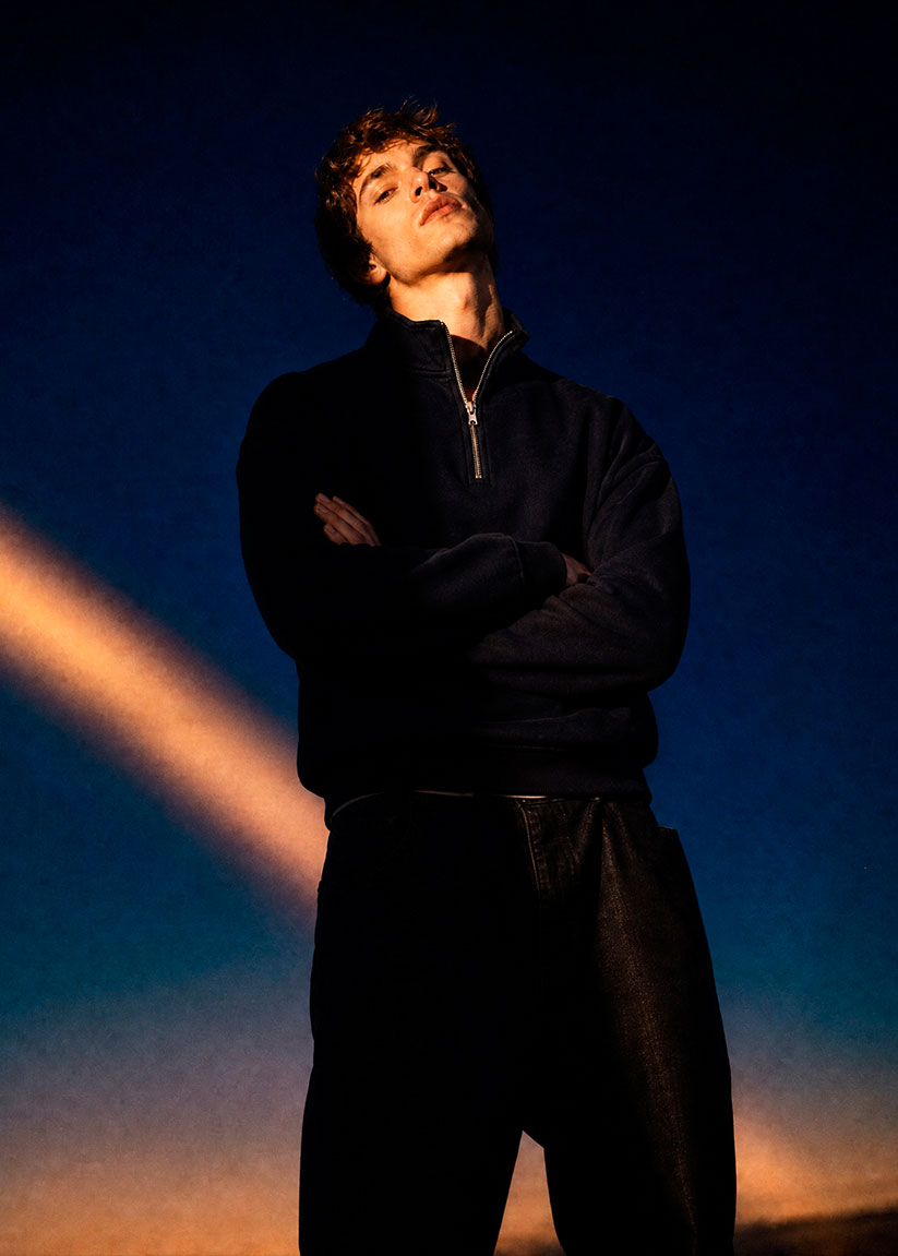 Oversized high-neck sweatshirt