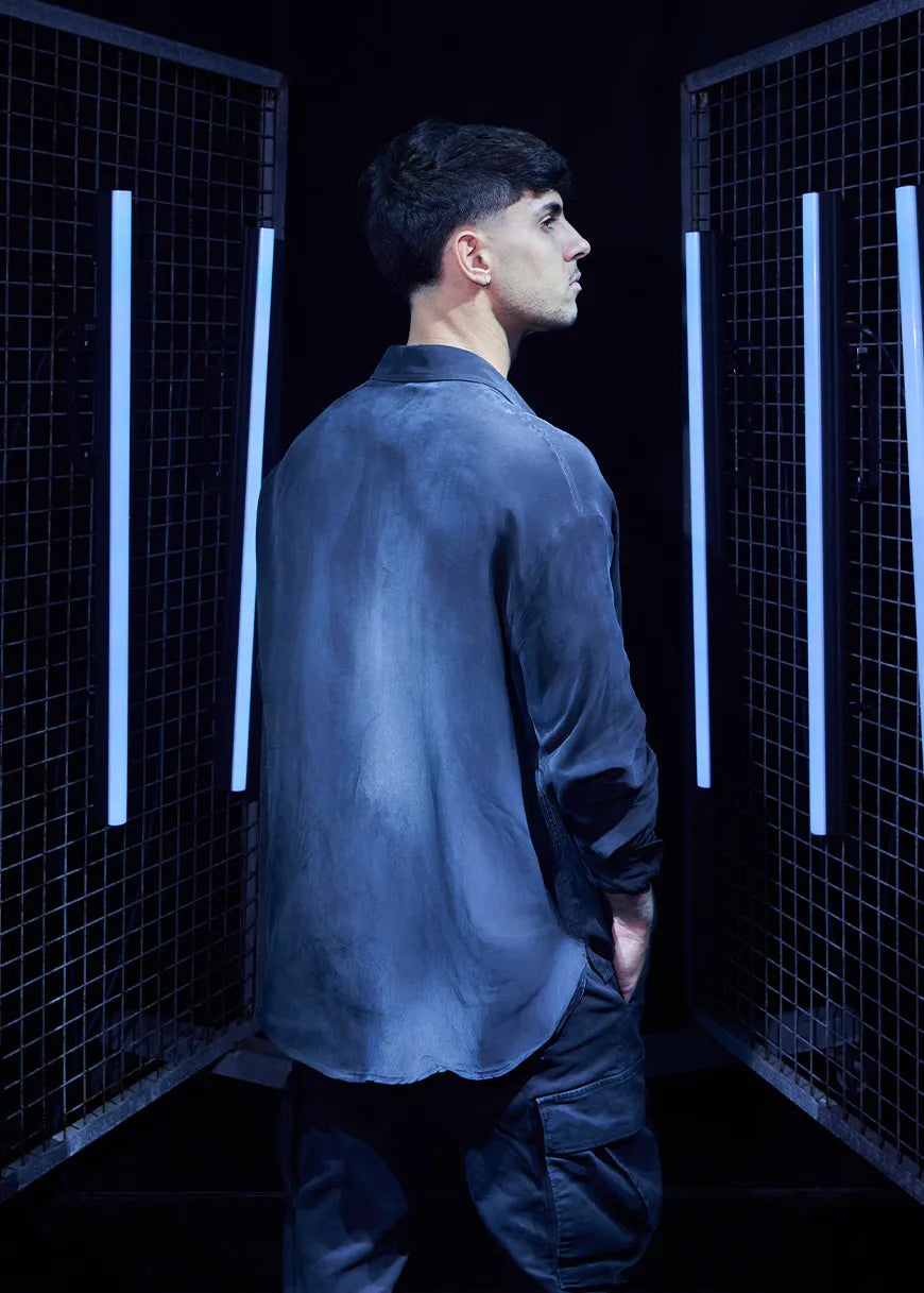 Camisa oversize negra Noir hombre CABARY 100% cupro Barcelona