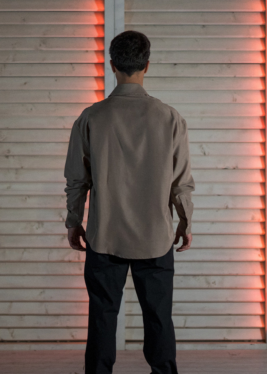 Camisa oversize beige Arena